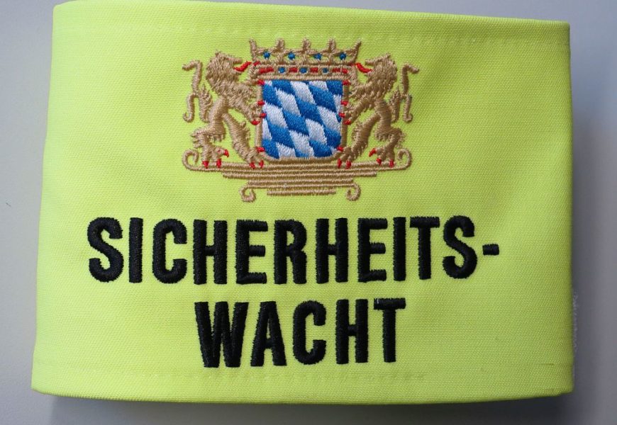 Neue Angehörige der Sicherheitswacht