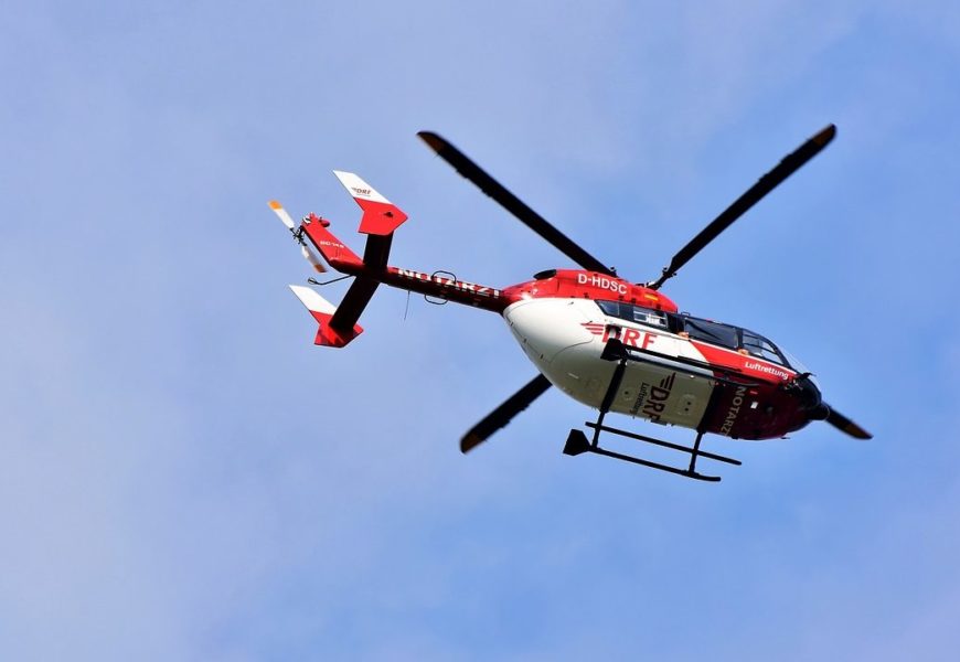 Beförderte Gasflasche in Fahrzeug explodiert