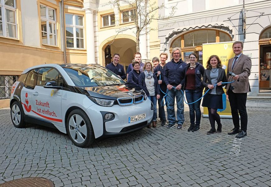 ﻿e-Carsharing  kommt in Amberg gut an – Bereits über 4.500 Kilometer emissonsfrei  zurückgelegt – Einwohneramt neuer Vertriebspartner