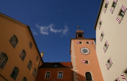 Sachbeschädigung an Gedenkstele in Regensburg