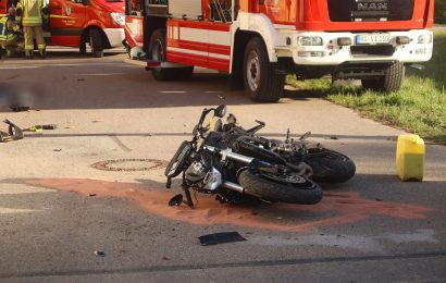 Verkehrsunfall mit zwei Motorrädern auf der B20 bei Tasching