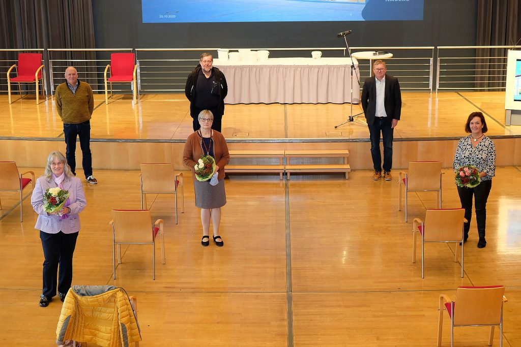 v.l.n.r.: Jutta Gillitzer, Michael Berschneider, Angelika Birkmüller, Wolfgang Jobst, Oberbürgermeister Michael Cerny und Sibylle Malich.