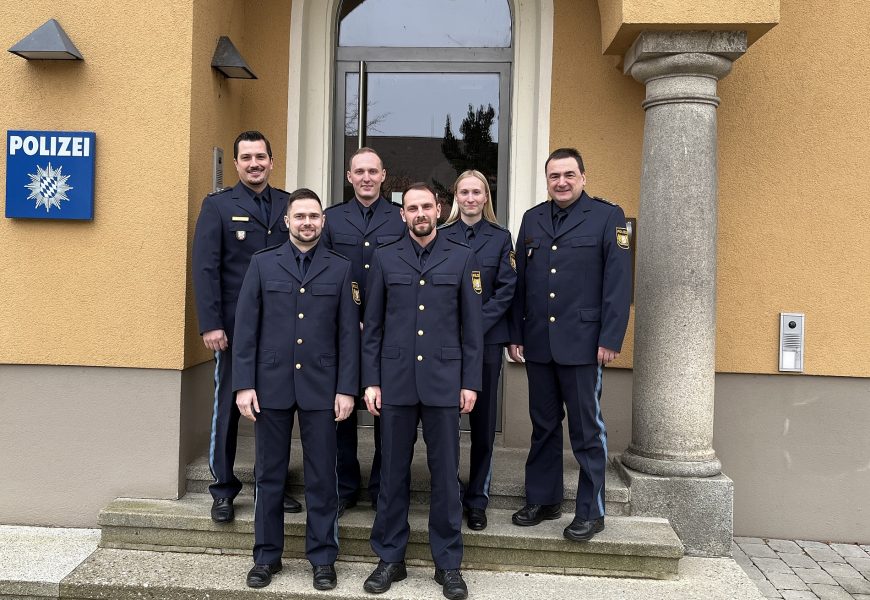 Polizei Burglengenfeld begrüßt neue Kollegen